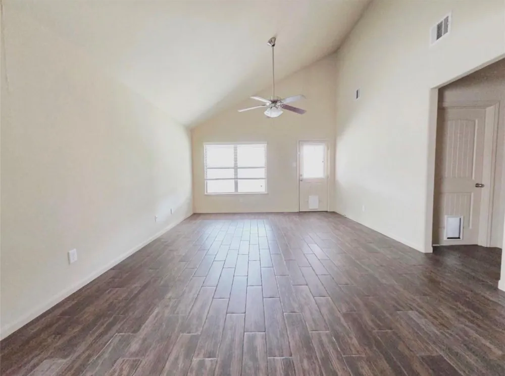 2026 Naplechase Crest Drive Spring, TX 77373