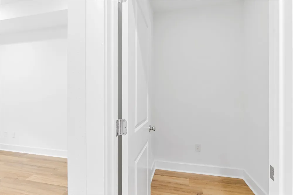 4861 Rich Oak Drive Houston, TX 77018