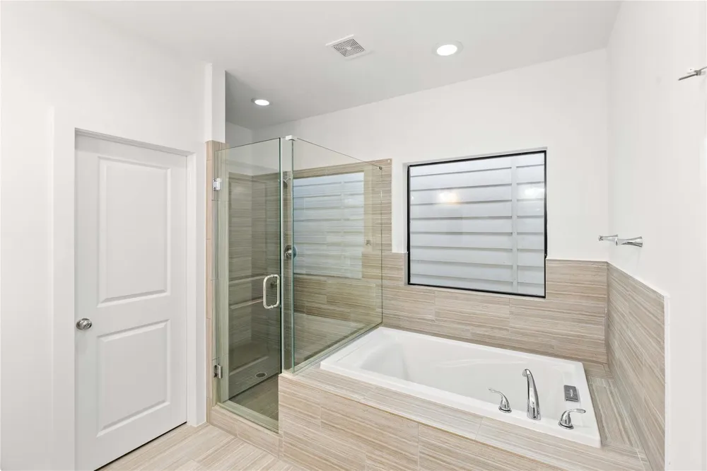 4861 Rich Oak Drive Houston, TX 77018