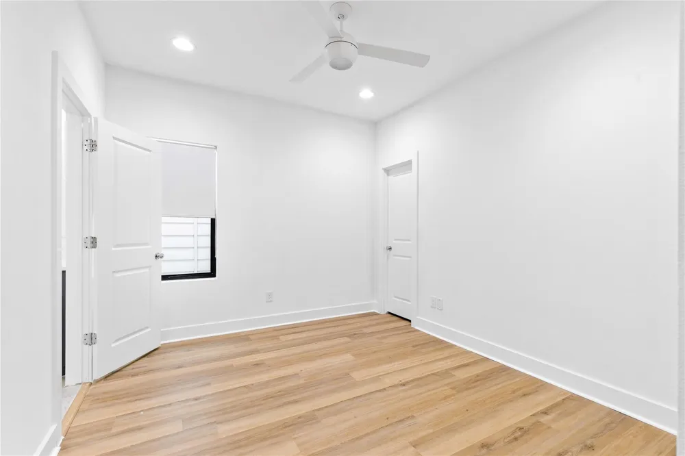 4861 Rich Oak Drive Houston, TX 77018