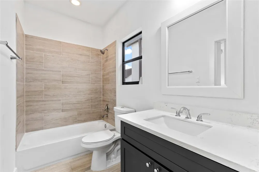 4861 Rich Oak Drive Houston, TX 77018