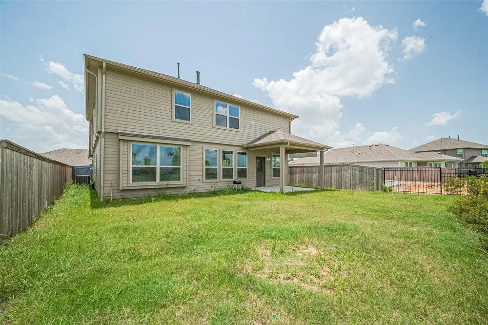 8211 Red Shiner Way Fulshear, TX 77441