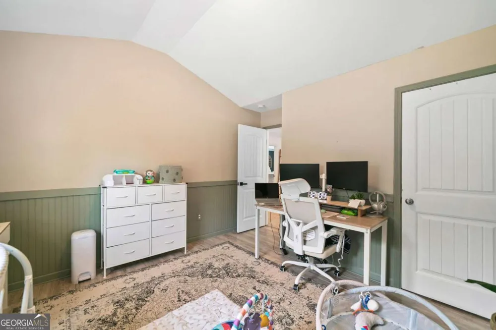 13 Four Feathers LN Rydal, GA 30171