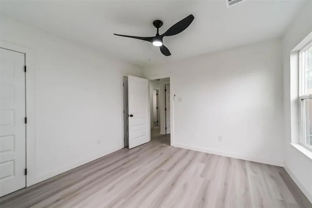 3853 Wentworth Street Houston, TX 77004