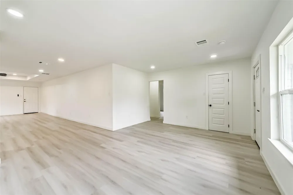 3853 Wentworth Street Houston, TX 77004