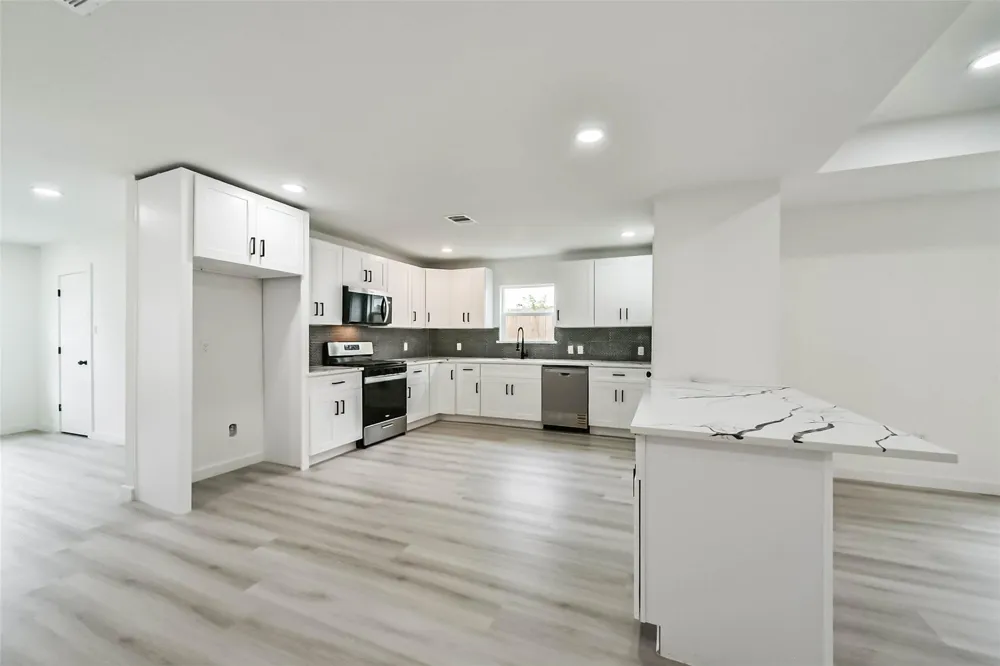 3853 Wentworth Street Houston, TX 77004