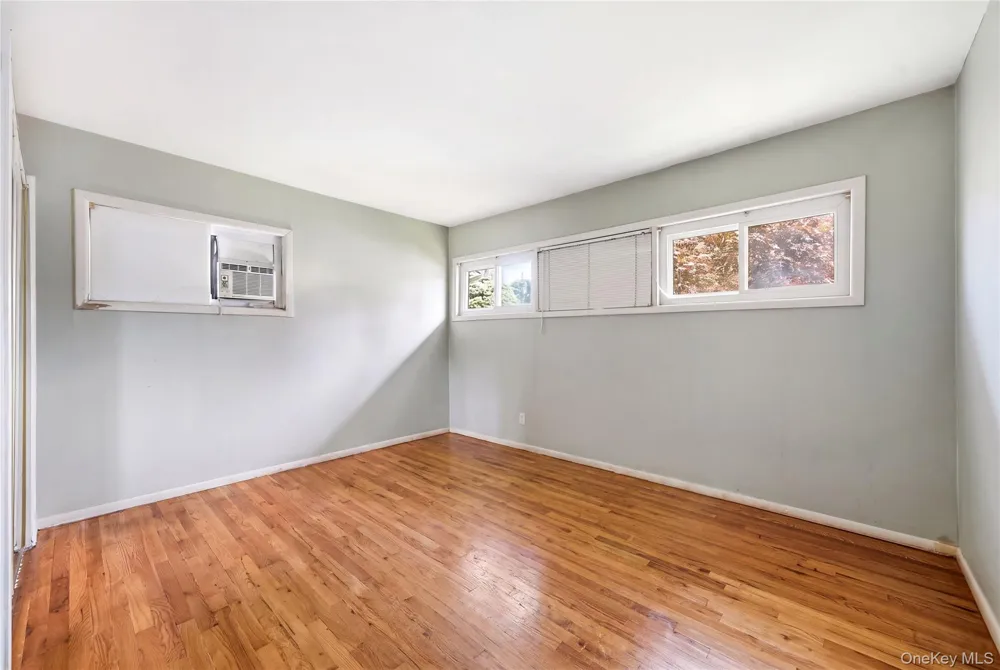 156 Broadway Massapequa Park, NY 11762