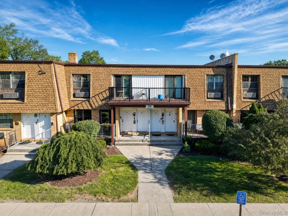 408 Carpenter Avenue #4 Newburgh, NY 12550