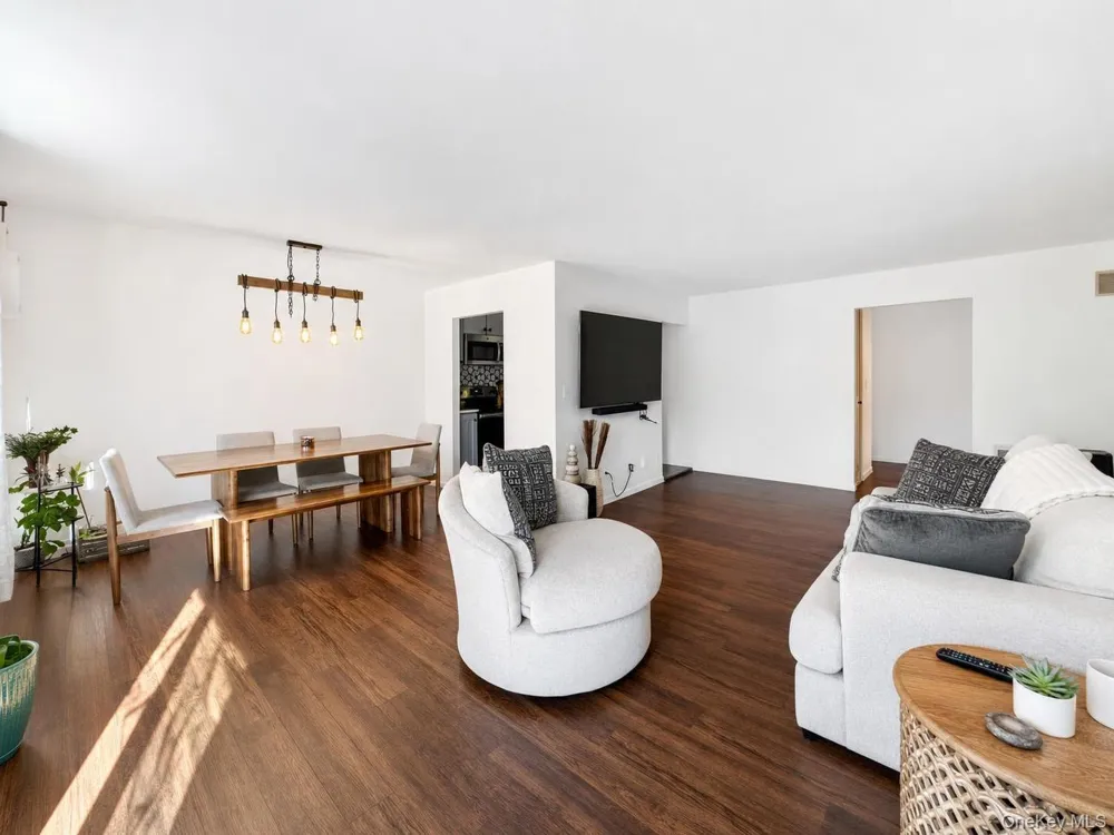 408 Carpenter Avenue #4 Newburgh, NY 12550