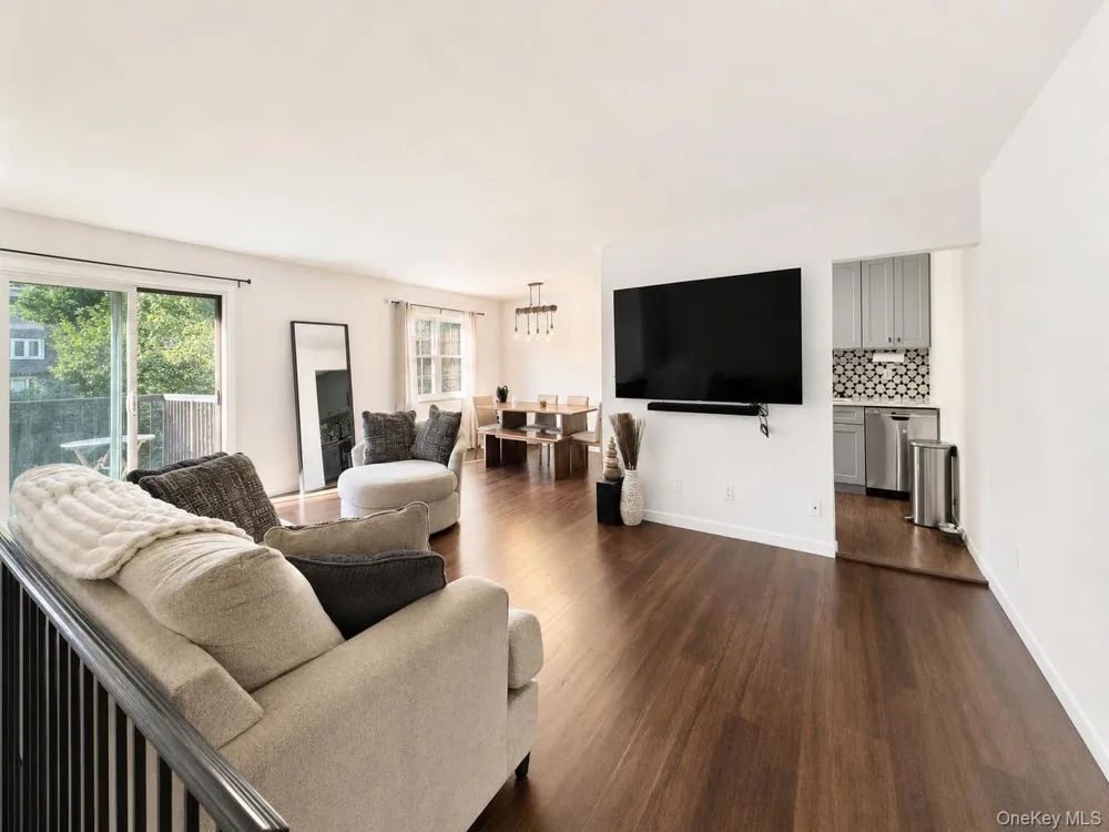 408 Carpenter Avenue #4 Newburgh, NY 12550