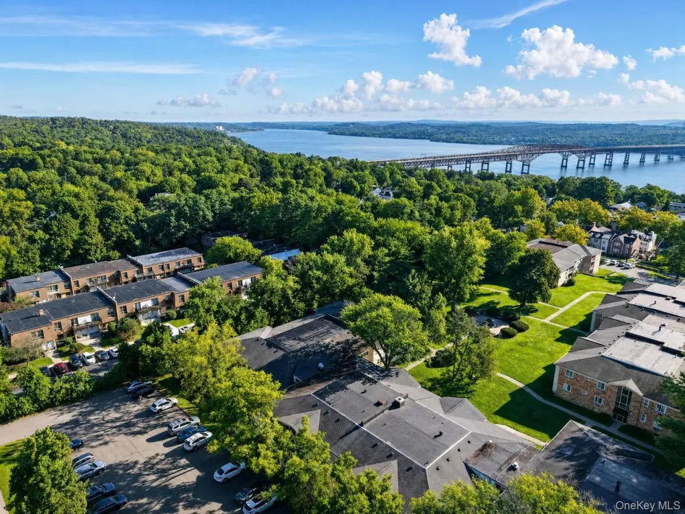 408 Carpenter Avenue #4 Newburgh, NY 12550