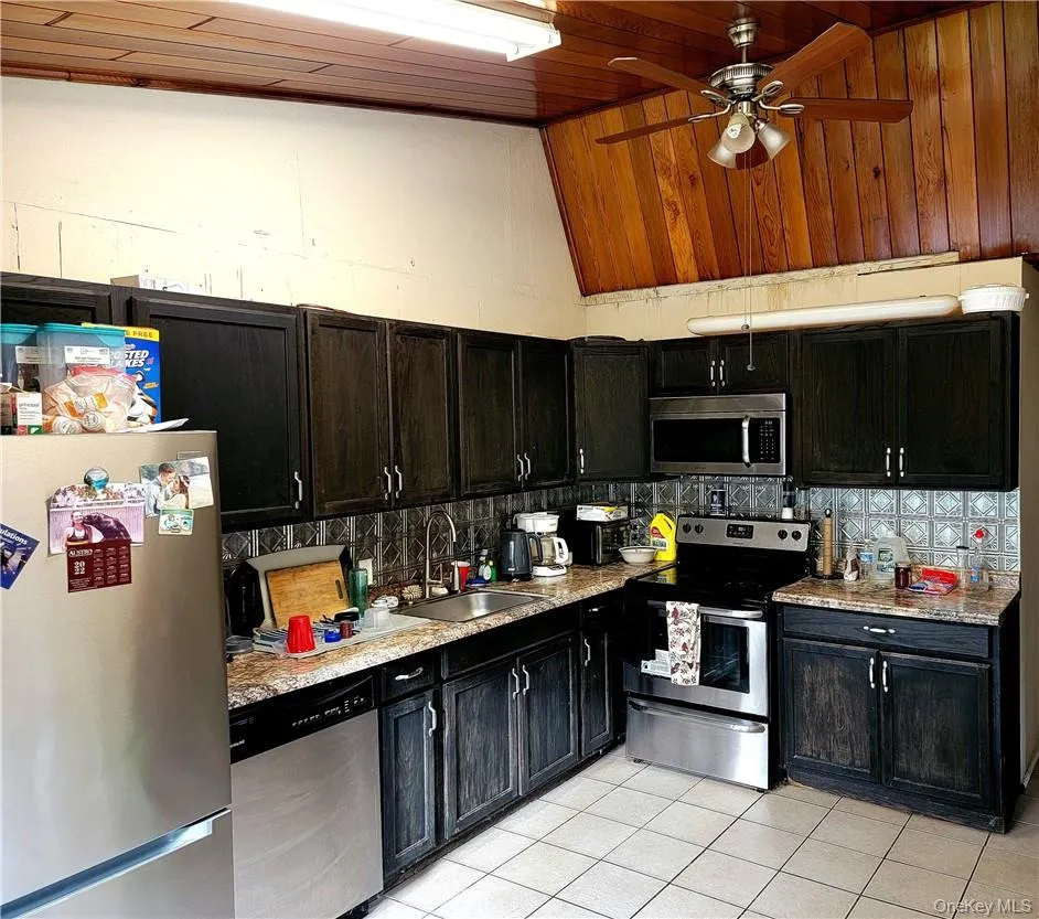 3255 Chelsey Street Mohegan Lake, NY 10547
