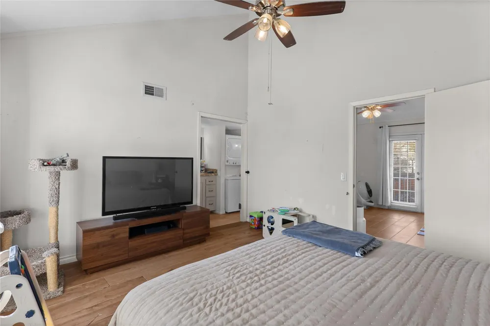 11710 Southlake Drive #40 Houston, TX 77077
