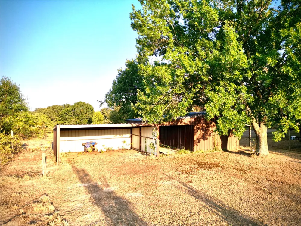 798 W Jefferson Highway W Atoka, OK 74525