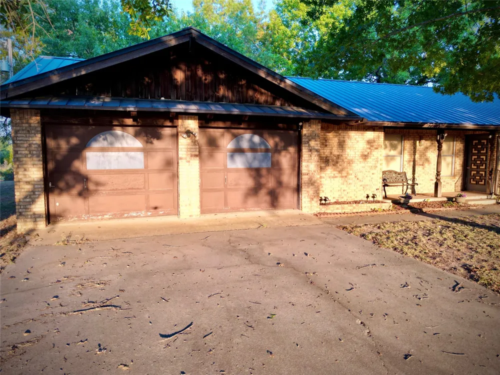 798 W Jefferson Highway W Atoka, OK 74525