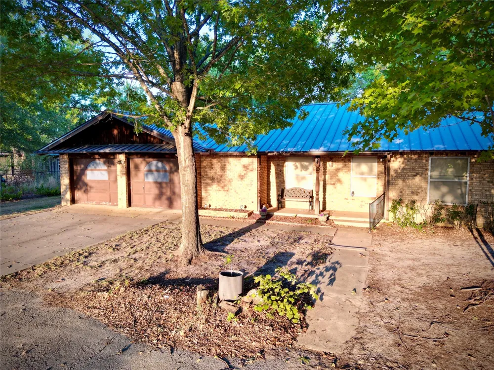 798 W Jefferson Highway W Atoka, OK 74525