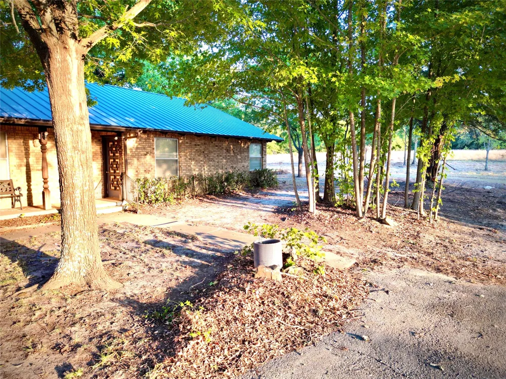 798 W Jefferson Highway W Atoka, OK 74525