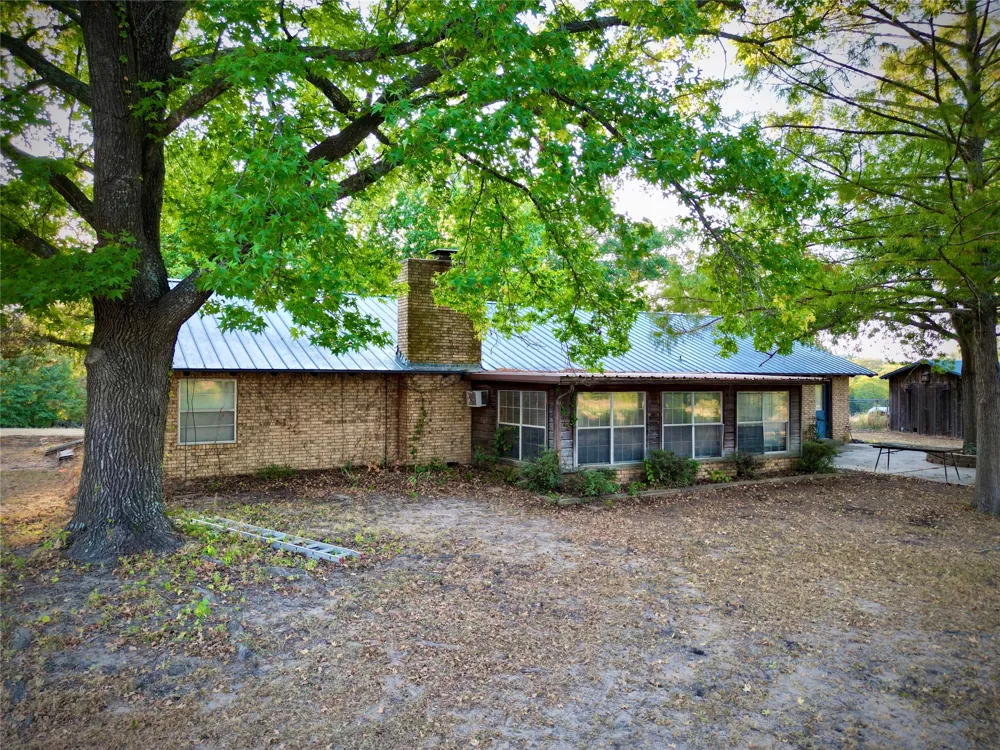 798 W Jefferson Highway W Atoka, OK 74525