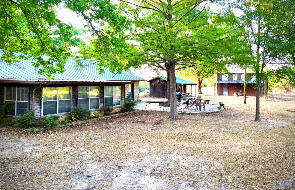 798 W Jefferson Highway W Atoka, OK 74525
