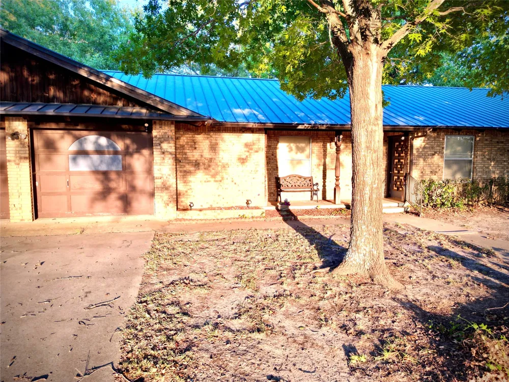 798 W Jefferson Highway W Atoka, OK 74525