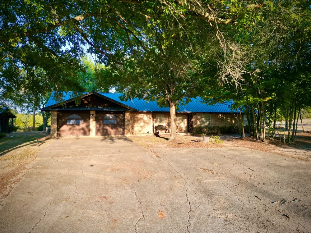798 W Jefferson Highway W Atoka, OK 74525