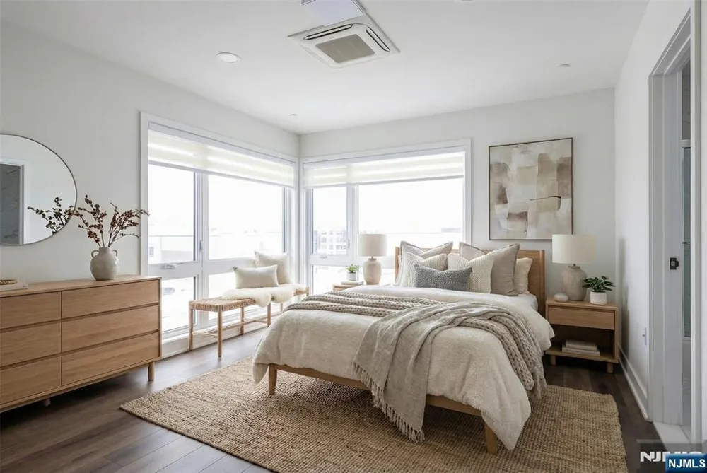 48 Grand Avenue 203 Palisades Park, NJ 07650