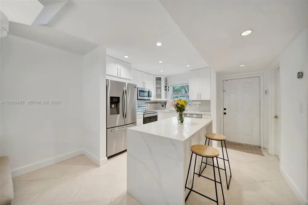 2801 34 Ave Hollywood, FL 33021