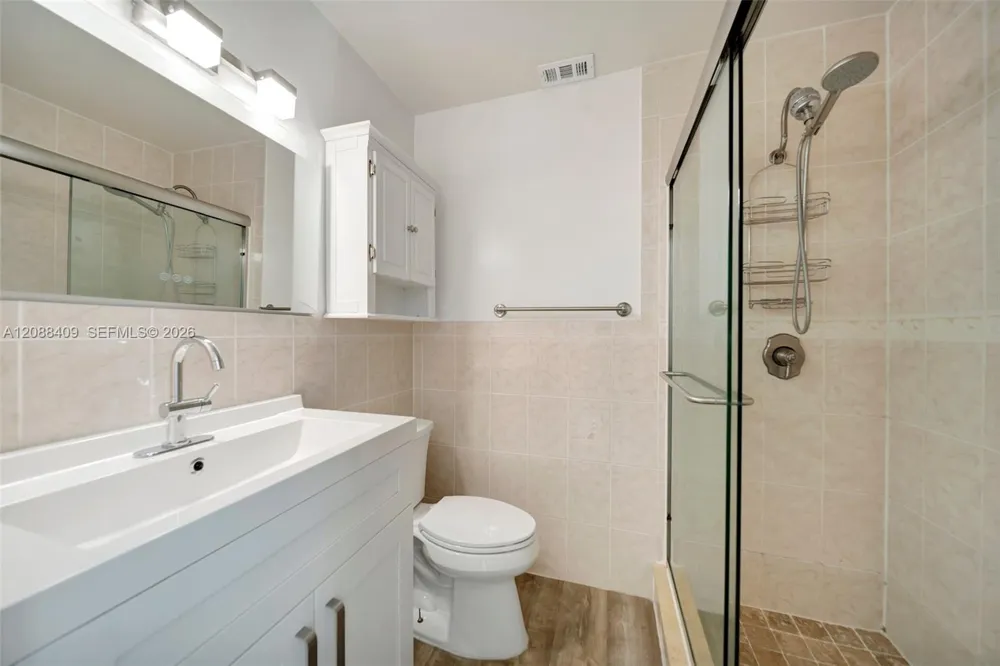 2801 34 Ave Hollywood, FL 33021