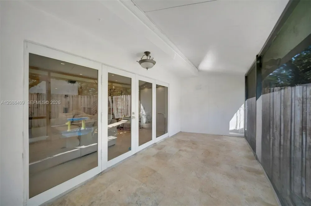 2801 34 Ave Hollywood, FL 33021