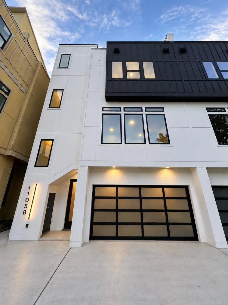 1105 York Street #B Houston, TX 77003