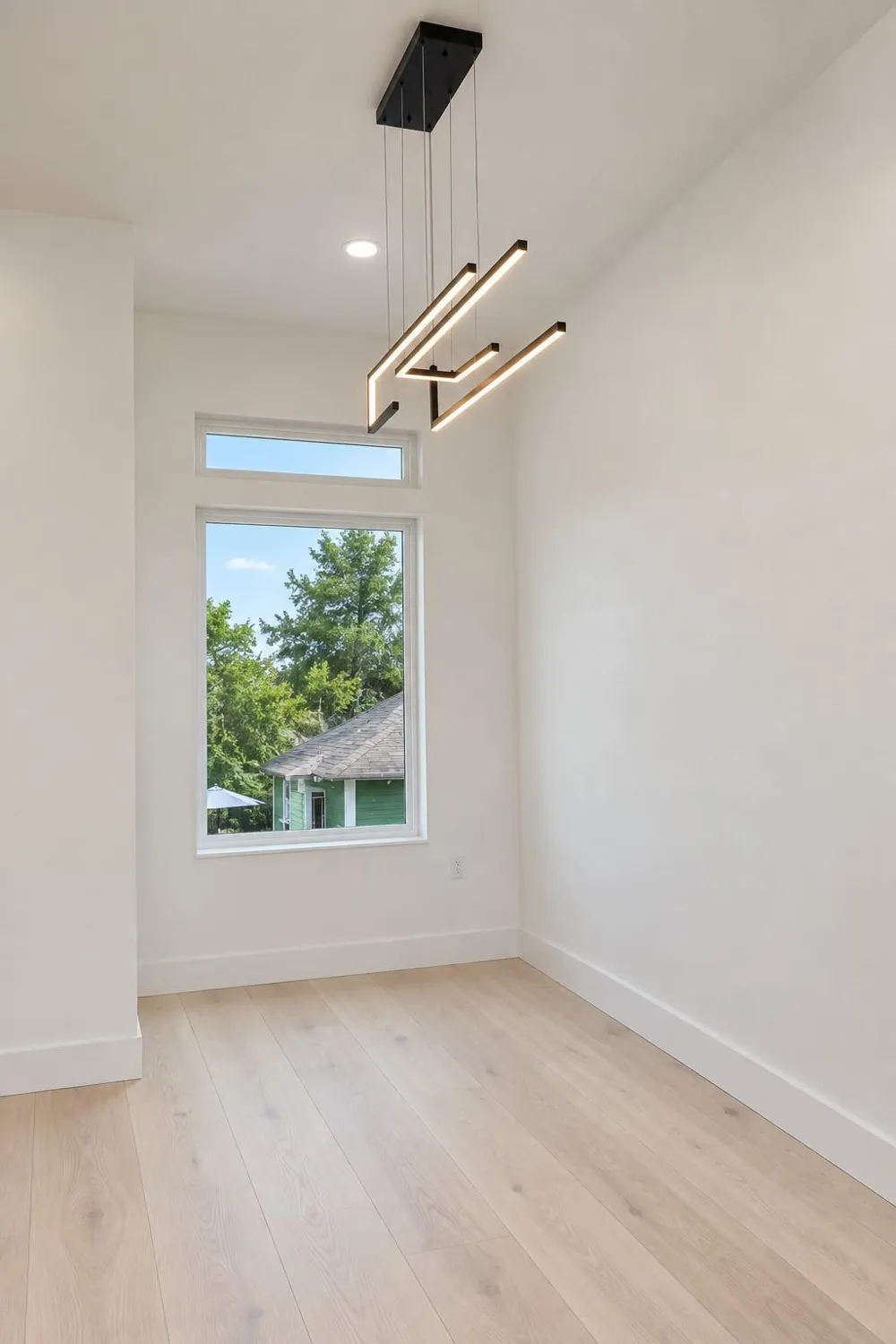 1105 York Street #B Houston, TX 77003