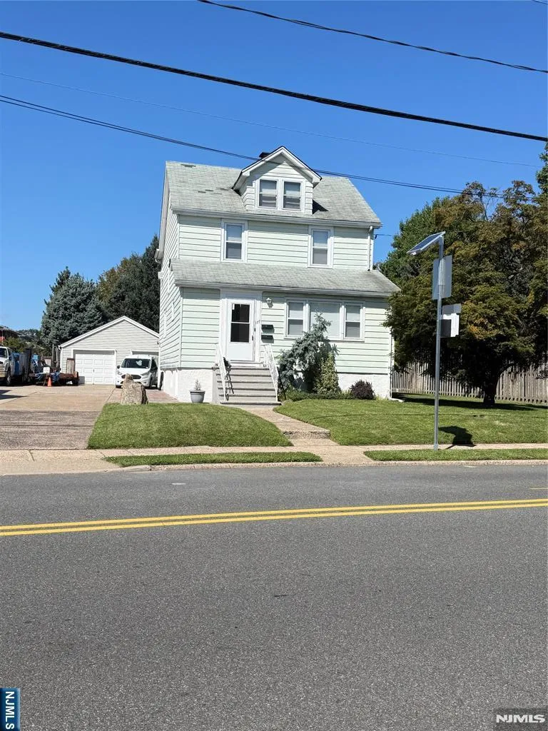 177 Phillips Avenue 2 South Hackensack, NJ 07606