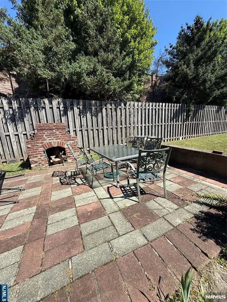 177 Phillips Avenue 2 South Hackensack, NJ 07606