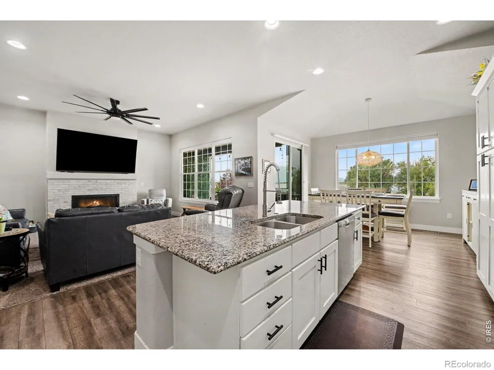 1761 Vista Point Lane Windsor, CO 80550