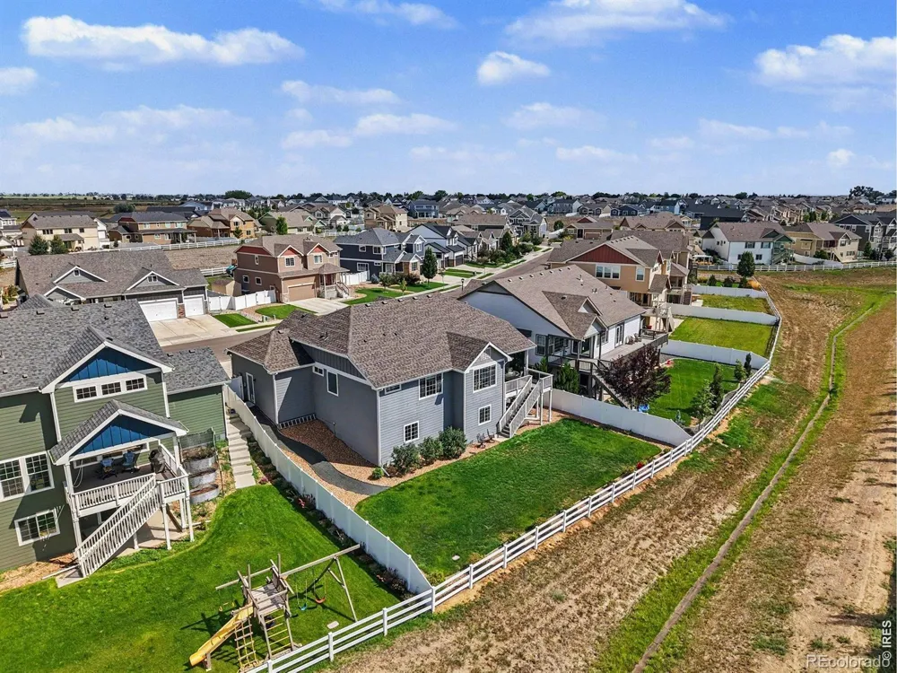 1761 Vista Point Lane Windsor, CO 80550