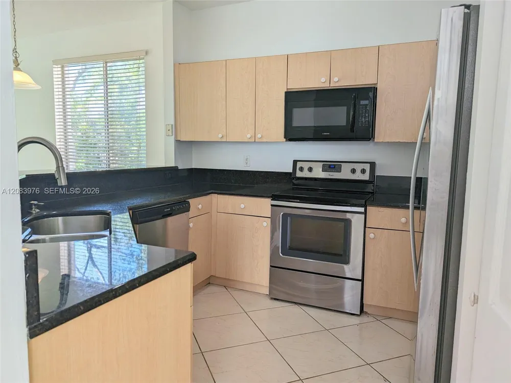 911 Phoenix Way Weston, FL 33327