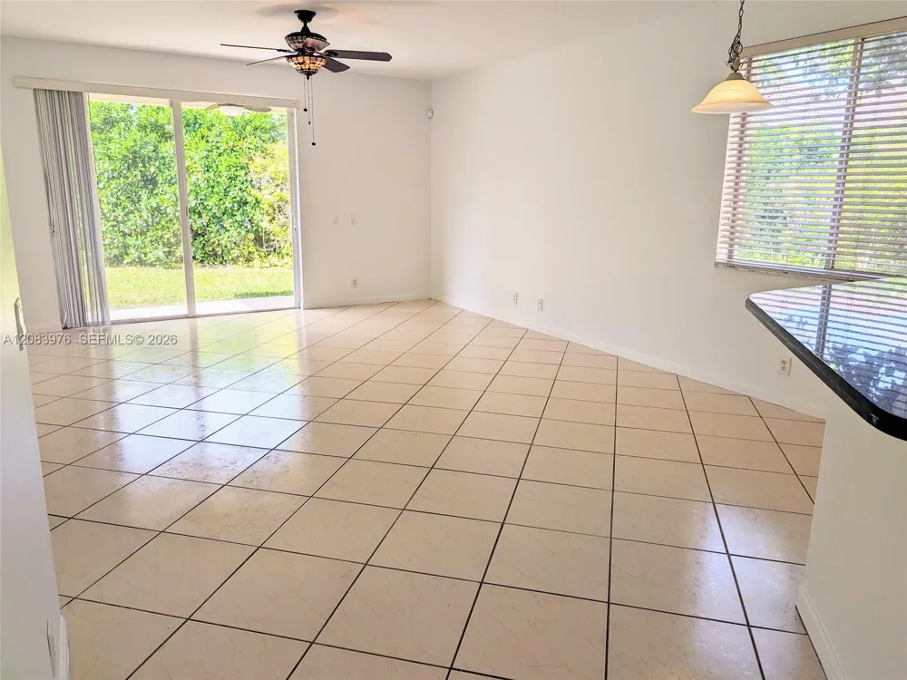 911 Phoenix Way Weston, FL 33327