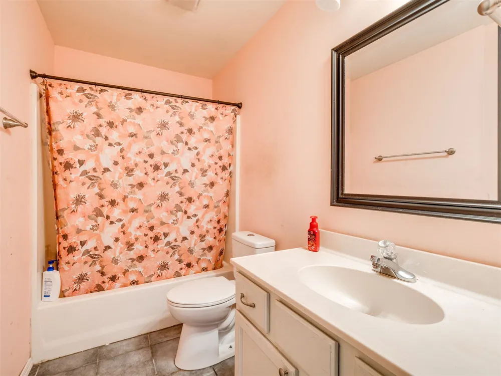 2500 W Laredo Street Broken Arrow, OK 74012