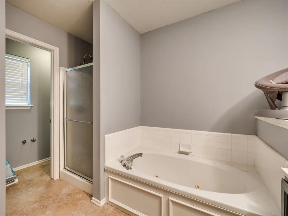 2500 W Laredo Street Broken Arrow, OK 74012