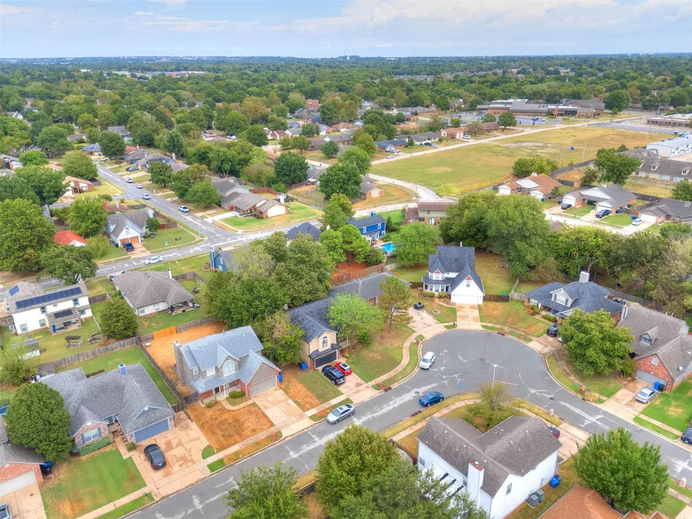 2500 W Laredo Street Broken Arrow, OK 74012
