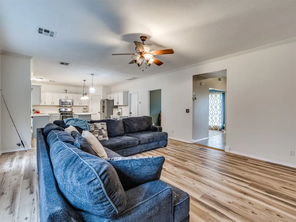 2500 W Laredo Street Broken Arrow, OK 74012