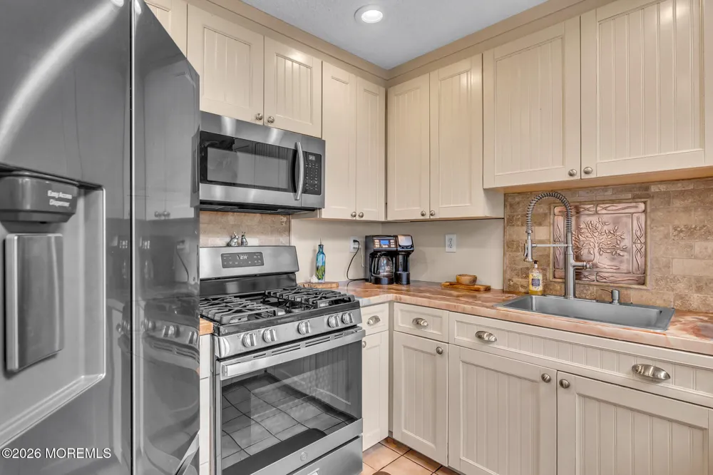 8 Hidden Harbor Drive #8 Point Pleasant Beach, NJ 08742