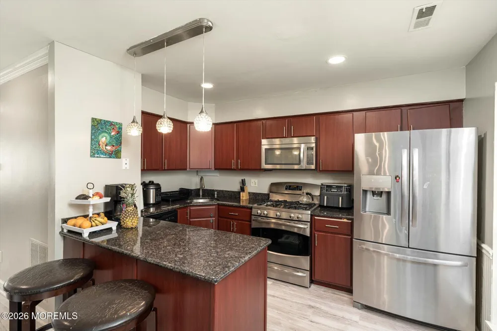180 Eva Court Jackson, NJ 08527