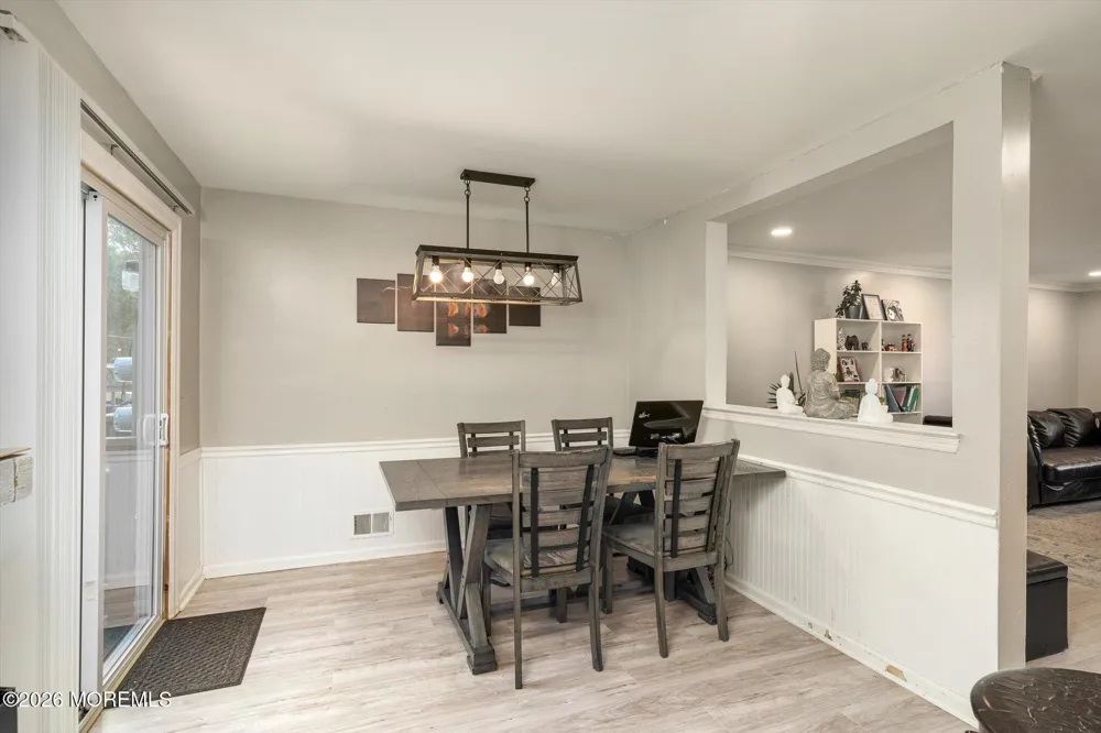 180 Eva Court Jackson, NJ 08527