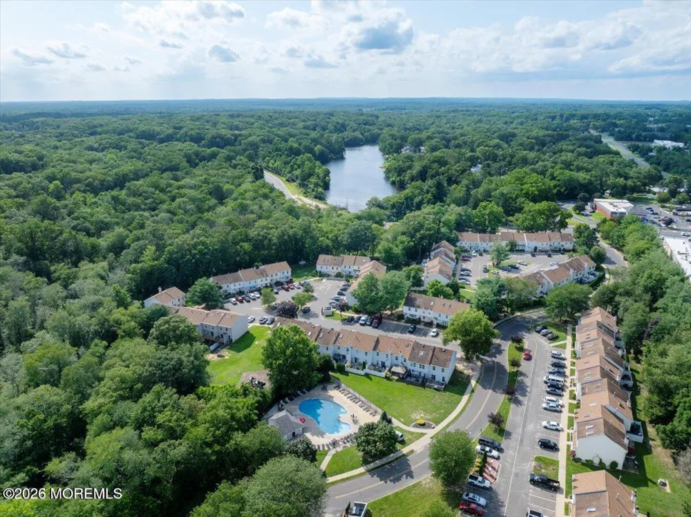 180 Eva Court Jackson, NJ 08527