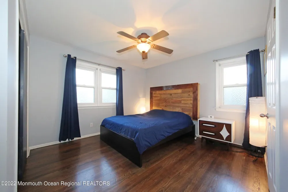 18 Crestview Drive Middletown, NJ 07748