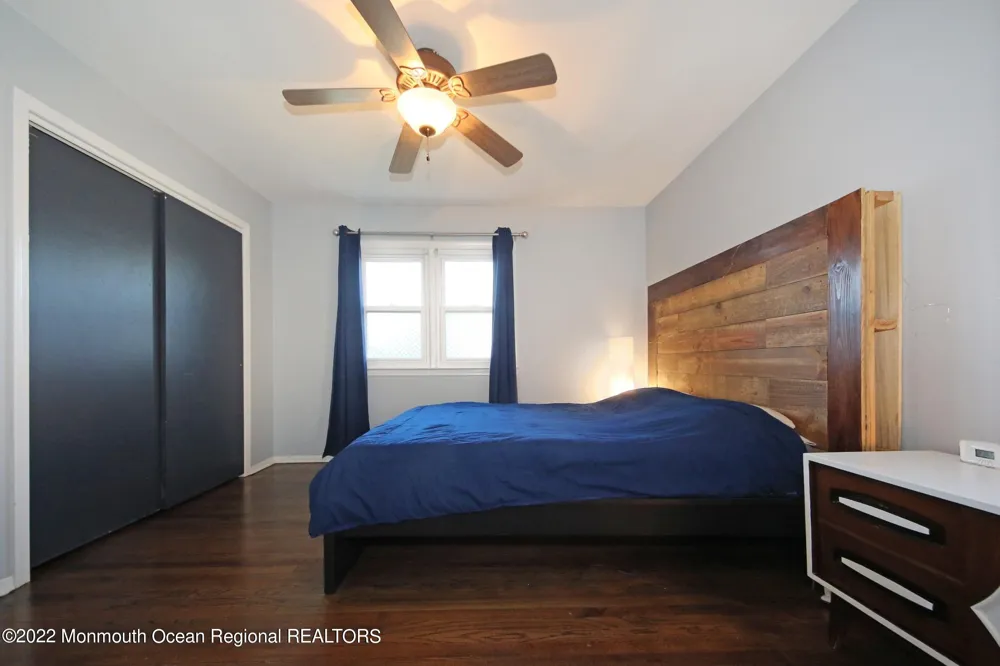 18 Crestview Drive Middletown, NJ 07748
