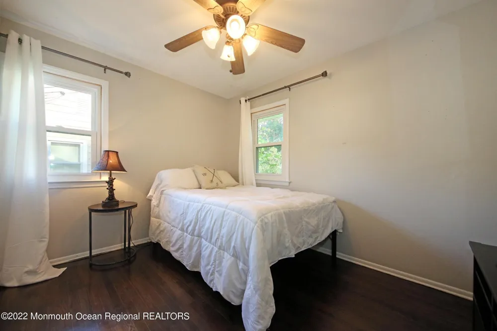 18 Crestview Drive Middletown, NJ 07748
