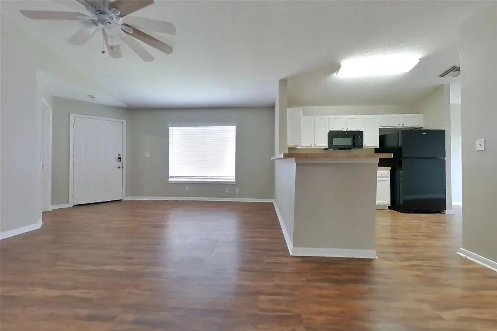 3130 Kelling Street Houston, TX 77045