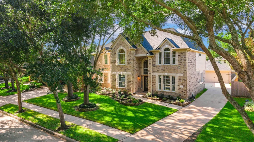10510 Farmersville Fork Missouri City, TX 77459
